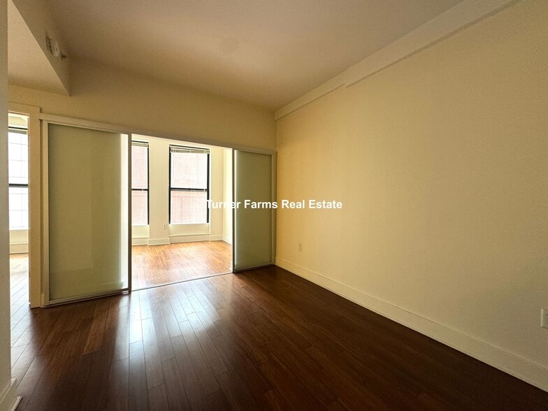 Building Photo - 10 Winter St