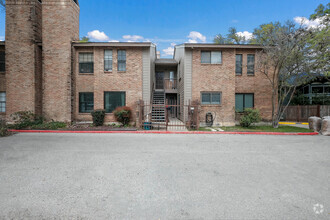 Building Photo - Nacogdoches 106