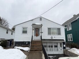 Building Photo - 152 Clover Ridge Dr