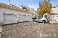 Building Photo - 49 Alexandria Way