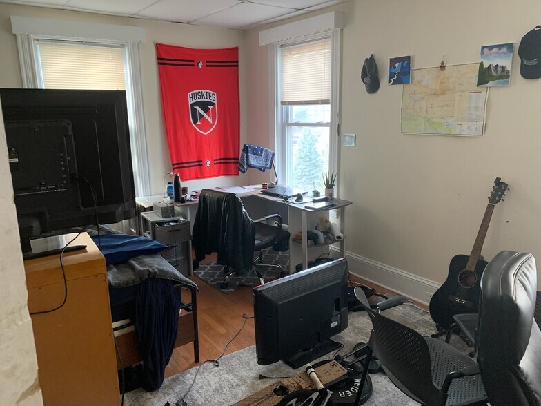 Building Photo - 1 Sachem St