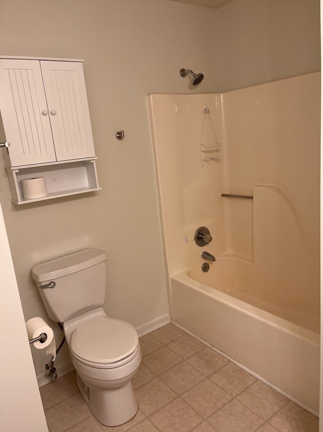 Building Photo - 104 Sparger Springs Ln
