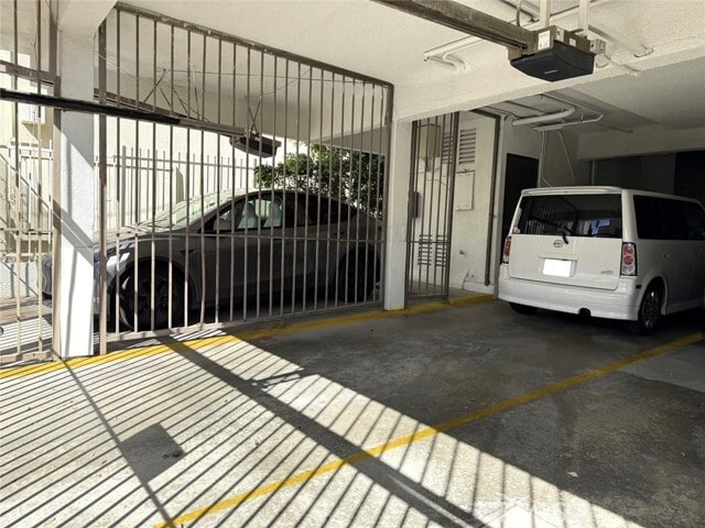 Building Photo - 944 17th St