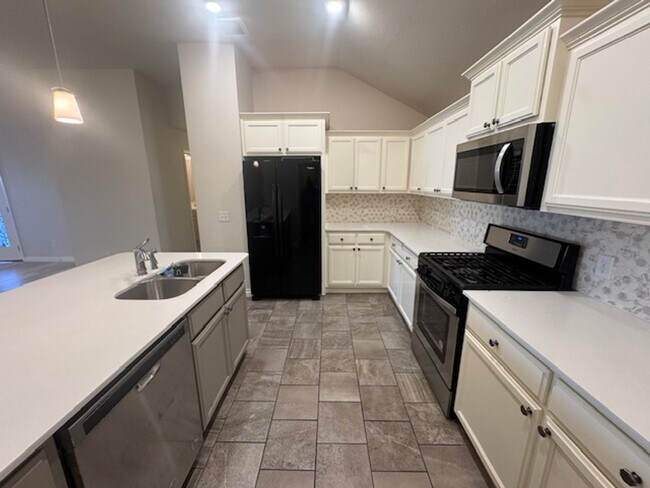 Building Photo - Storm shelter, All Appliances and security...