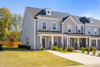 Covey Homes Addison Townhomes for Rent in Spartanburg, SC - Covey Homes Addison