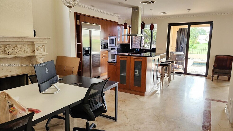 Building Photo - 718 Deer Creek Via Verona