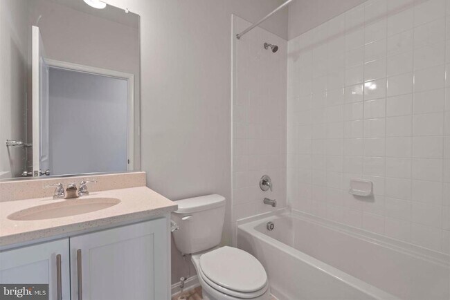 Building Photo - 5713 Haller Pl