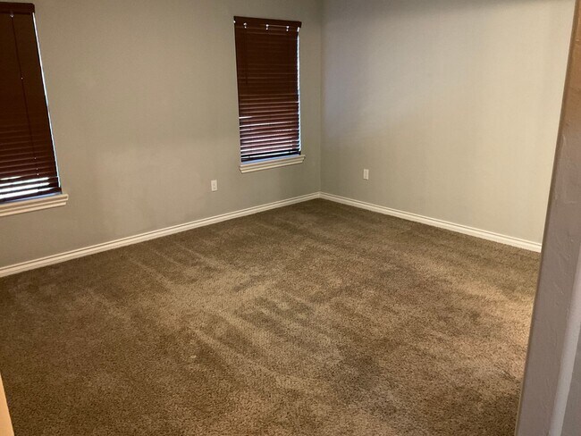 Building Photo - 20535 Autumn Trail