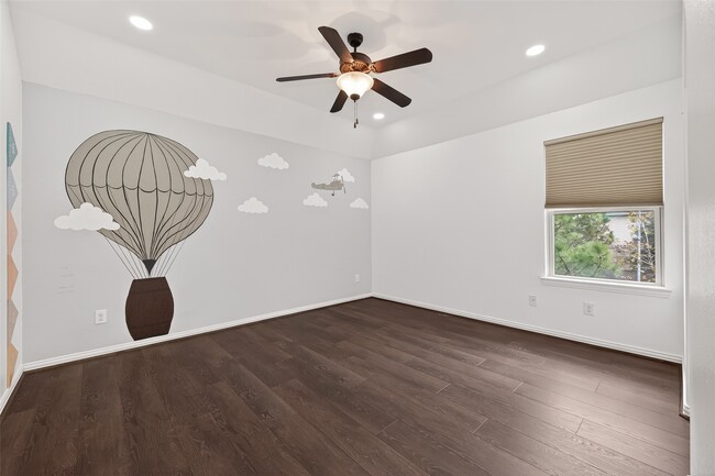 Building Photo - 2727 Carriage Hollow Ln