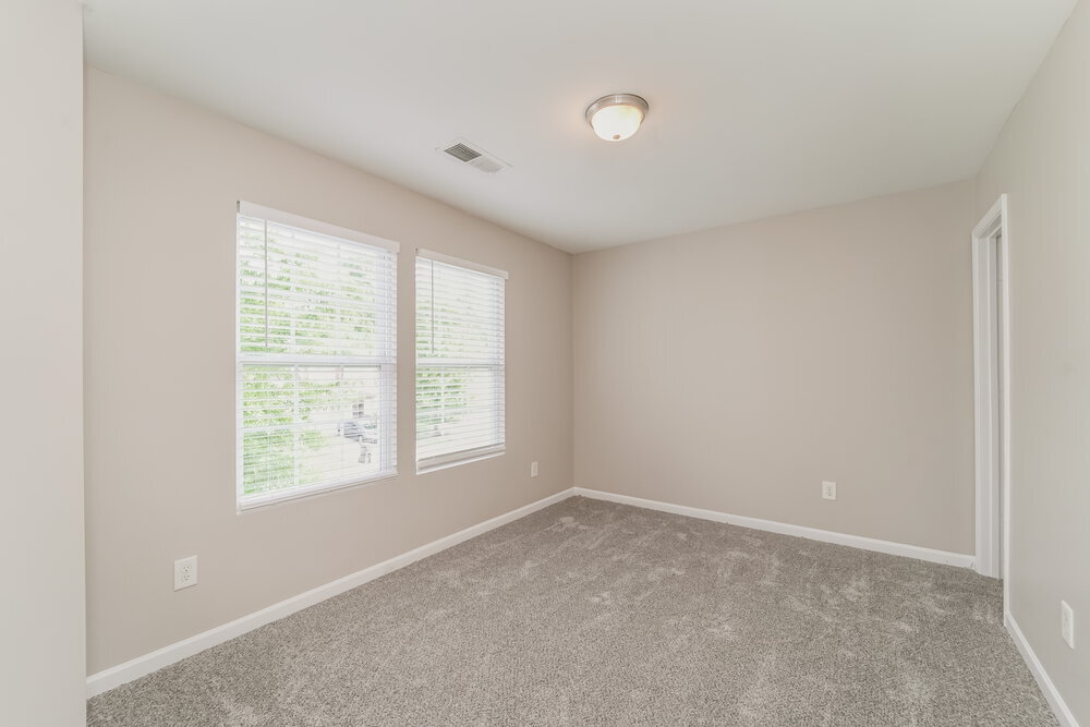 Building Photo - 5512 Twin Brook Dr