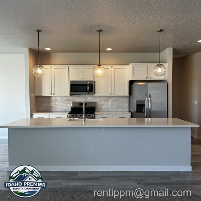 Building Photo - 1340 W Brink St