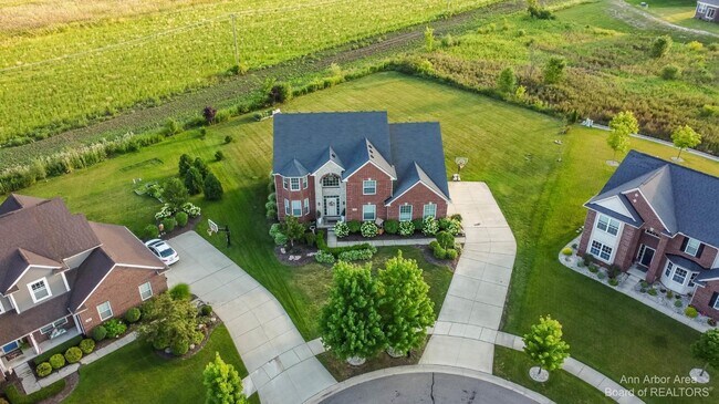 Building Photo - 815 Atherstone Dr