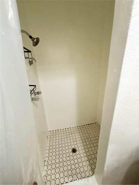 Building Photo - 126 S Giovanola Ave