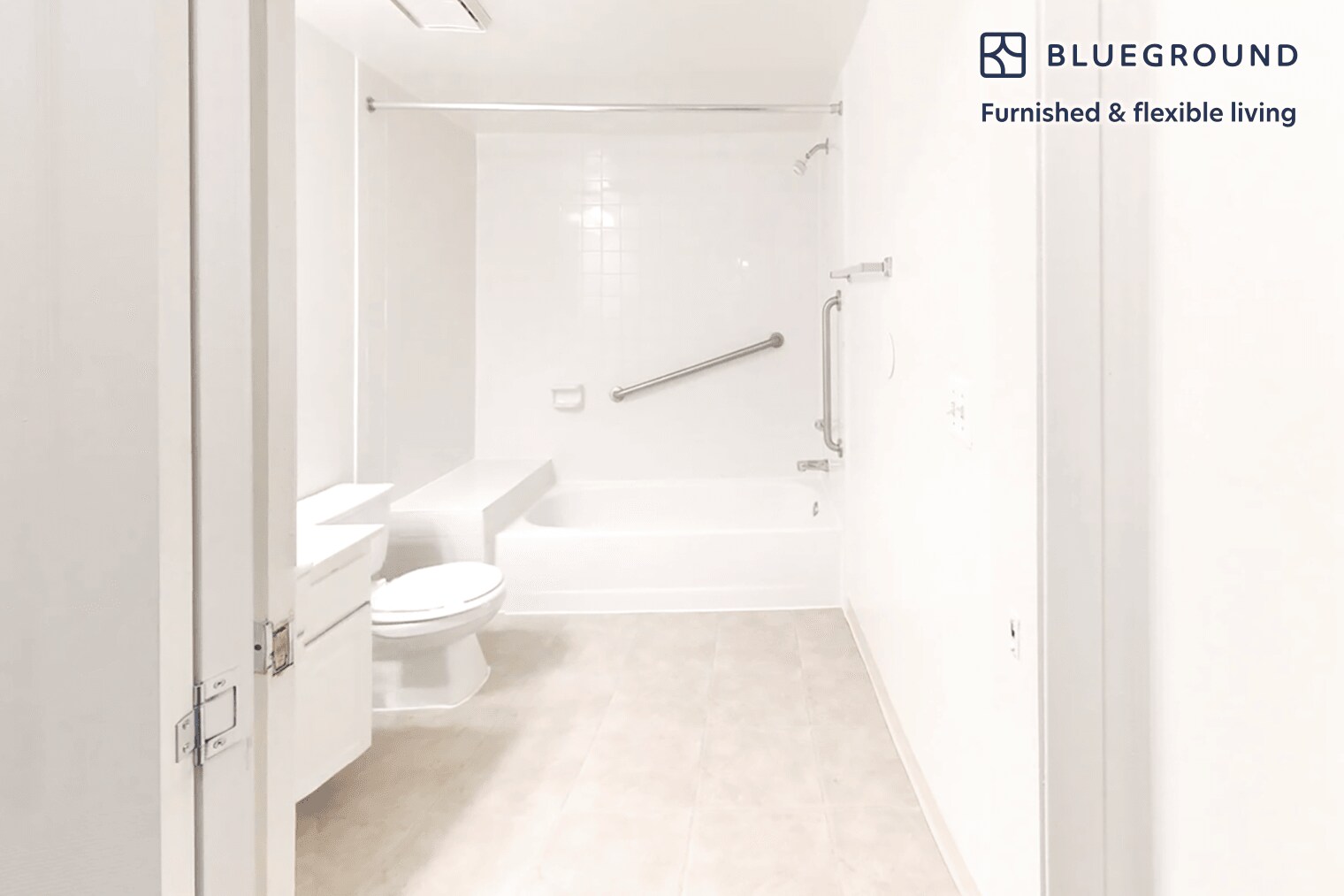 Building Photo - 5441 Columbia Rd