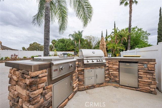 Building Photo - 2982 La Vista Ave