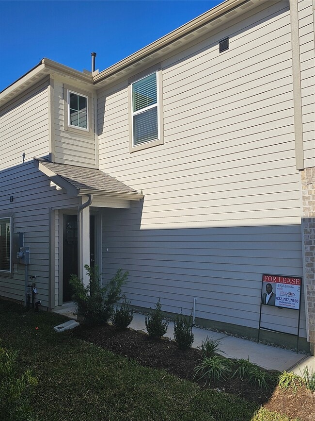 Building Photo - 5207 Shallowhurst Ln