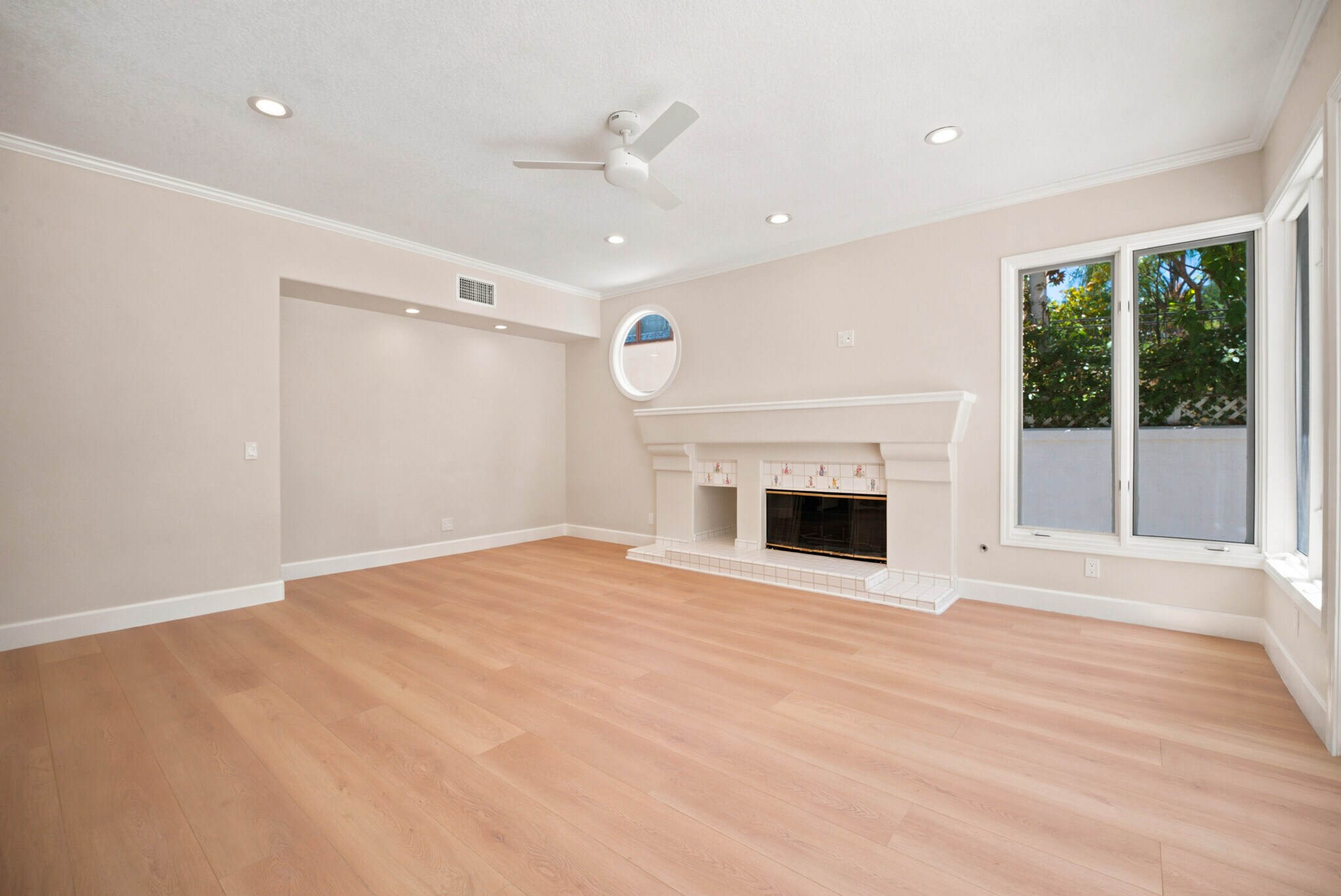 Building Photo - 4324 Park Verdi