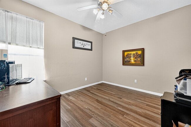 Building Photo - 303 Arbor Green Ln