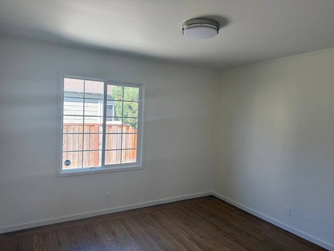 Building Photo - 1234 81st Ave