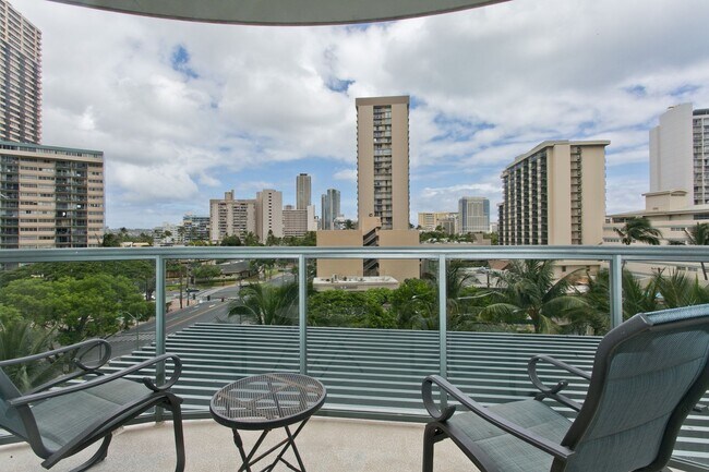 Building Photo - Luxury Living in Waikiki - Allure Waikiki ...