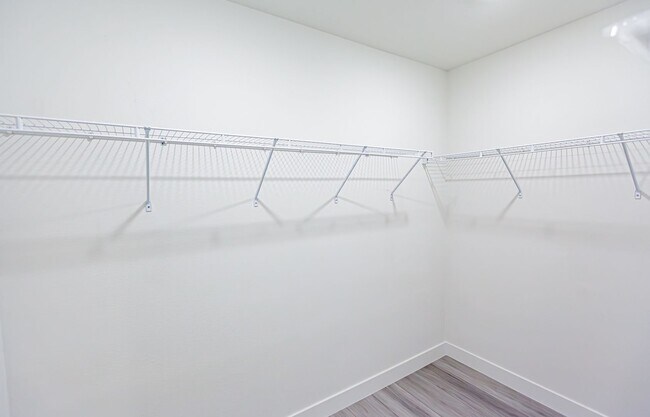 Building Photo - Beautiful 2-story home in a gated community