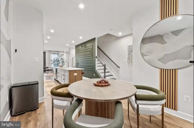 Building Photo - 101 Capital Ct