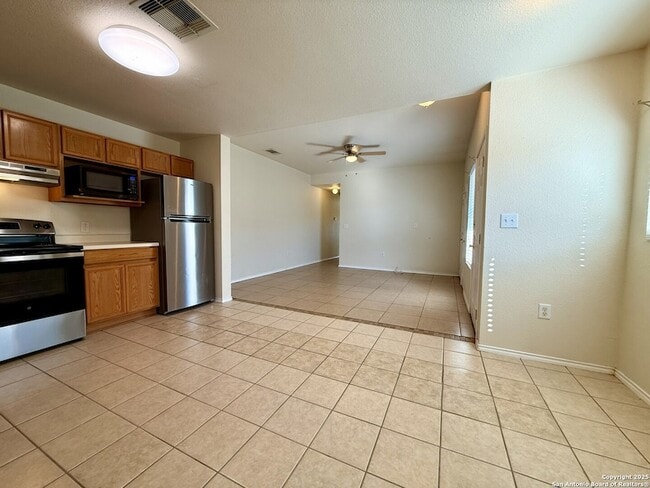 Building Photo - 15306 Kamary Ln