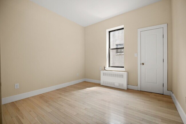 Building Photo - 853 St Nicholas Ave
