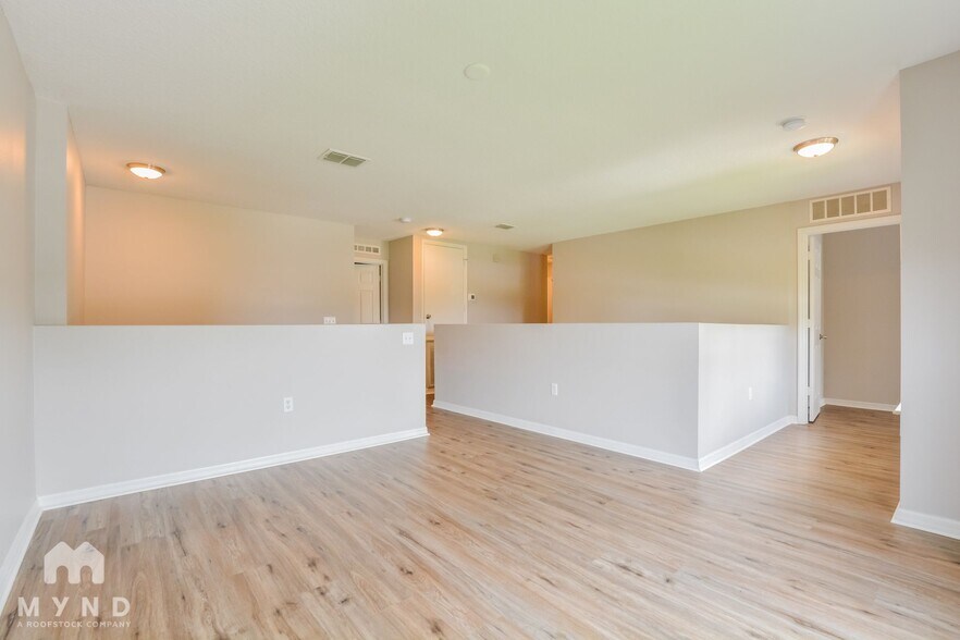 Building Photo - 1517 Equitable Pl