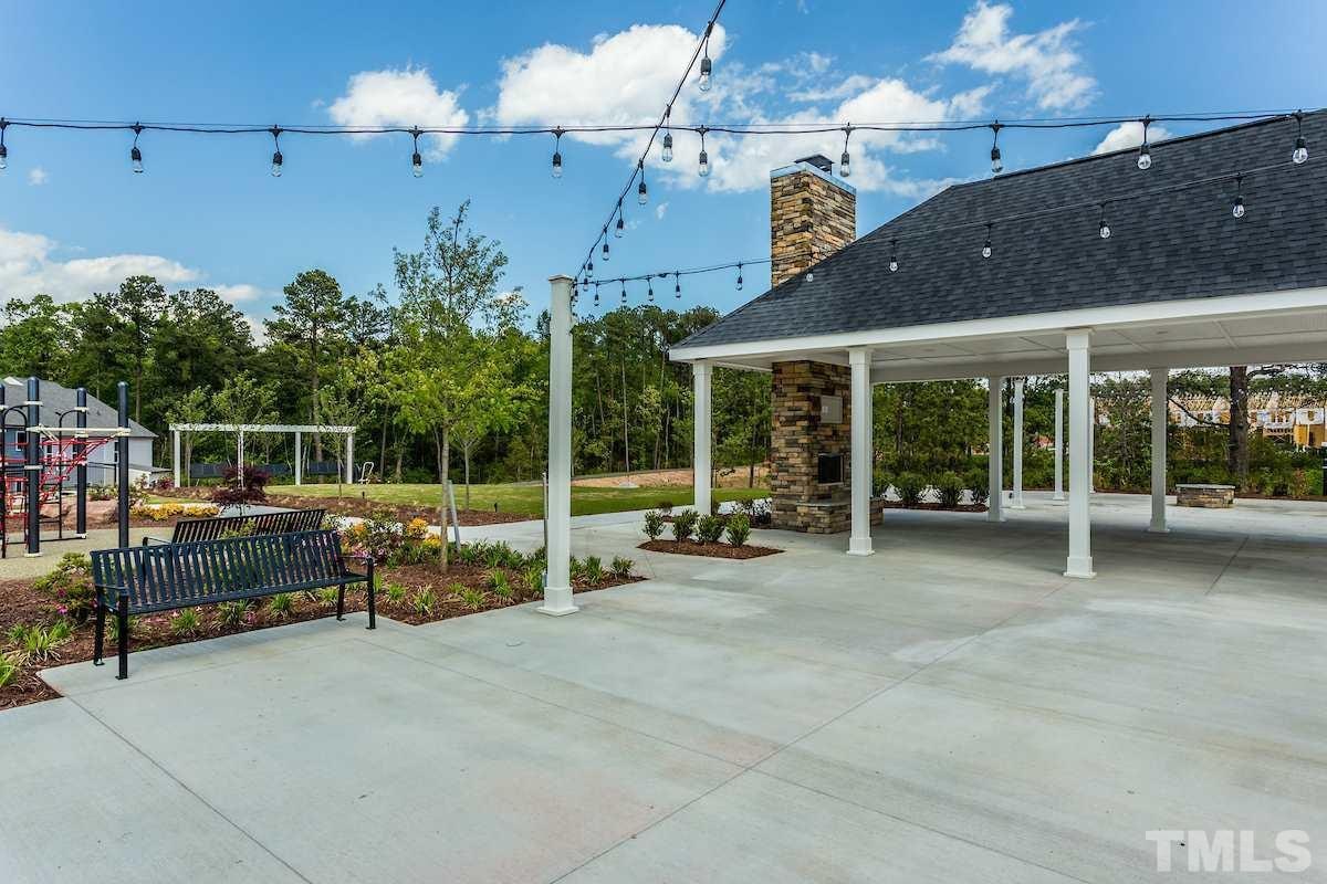 Building Photo - Room in Townhome on Whitesell Way