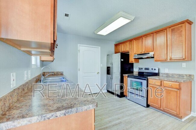 Building Photo - 2513 Masi St