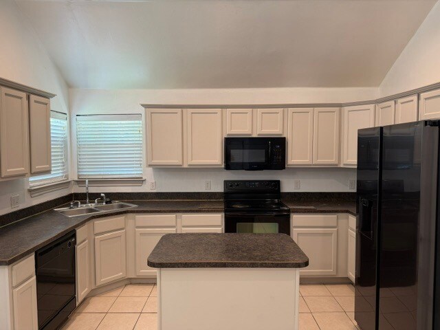 Building Photo - 2412 Rookhaven Ln