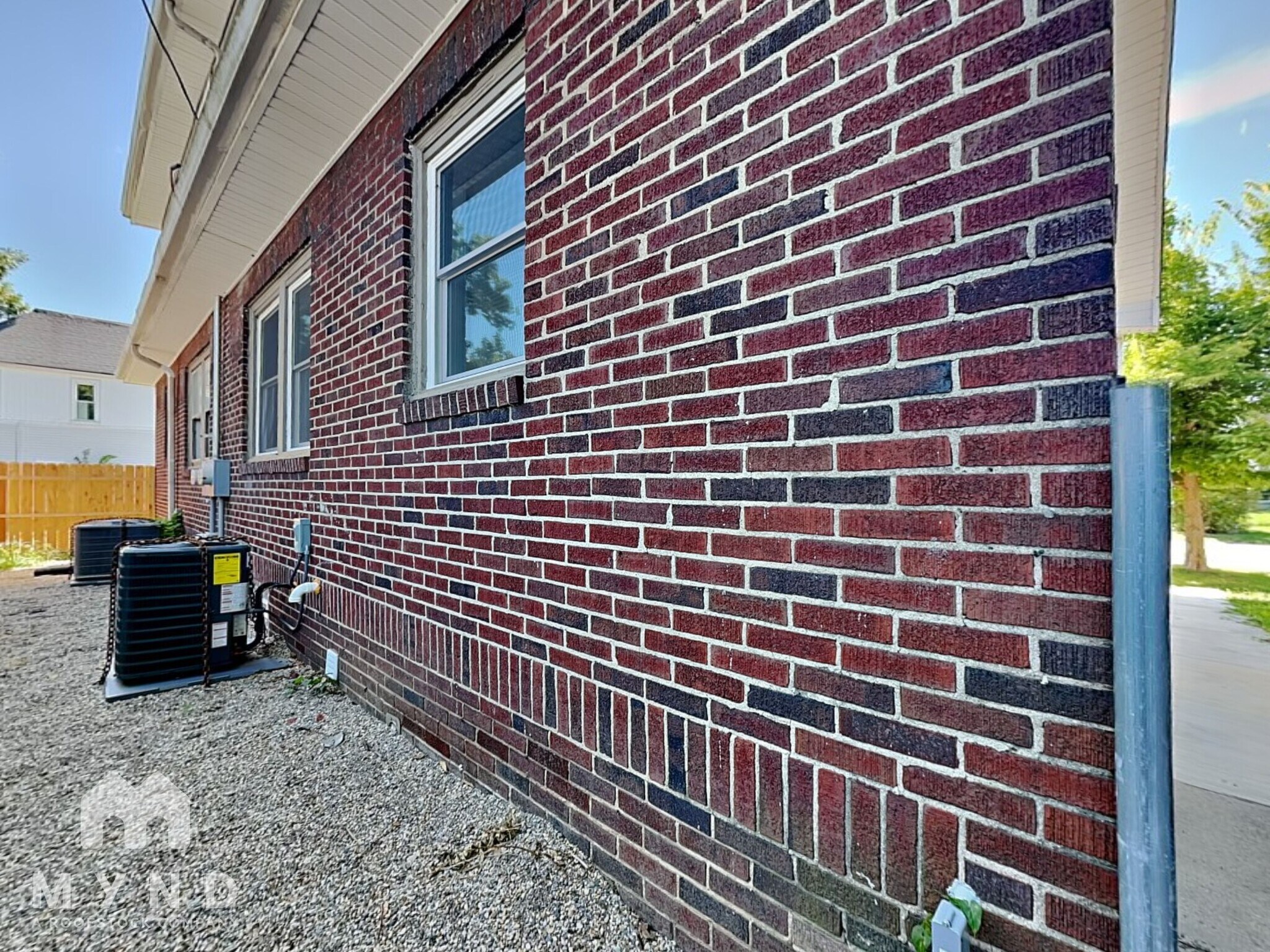 Building Photo - 1724 Woodlawn Ave