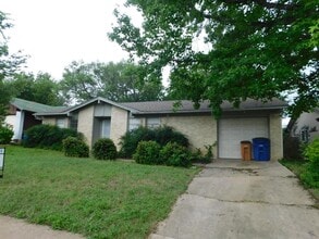 Building Photo - 2513 McGregor Dr