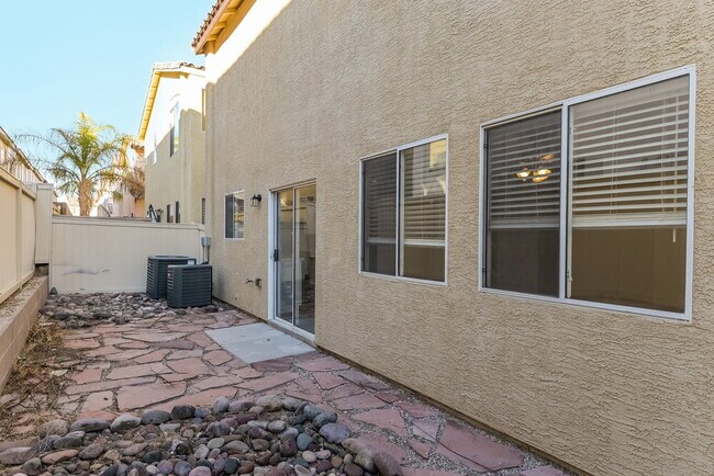 Building Photo - 5677 Bonds Flat St