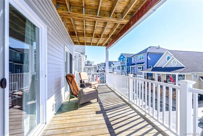 Building Photo - 98 Nebraska St