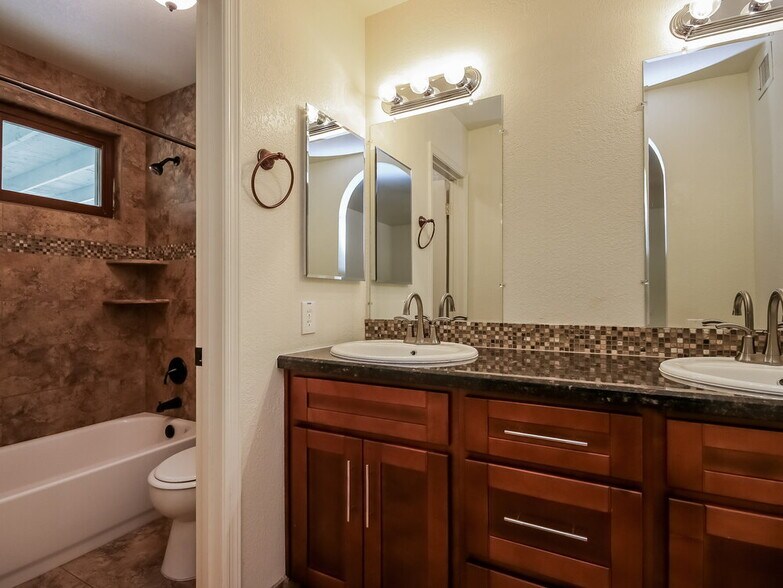 Building Photo - 378 S Galaxy Dr