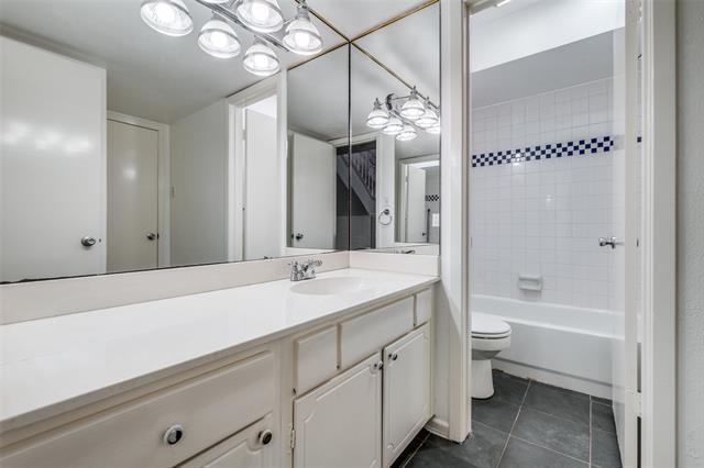 Building Photo - 7608 Woodthrush Dr