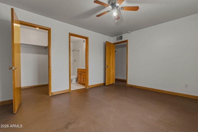 Building Photo - 3636 W Keim Dr