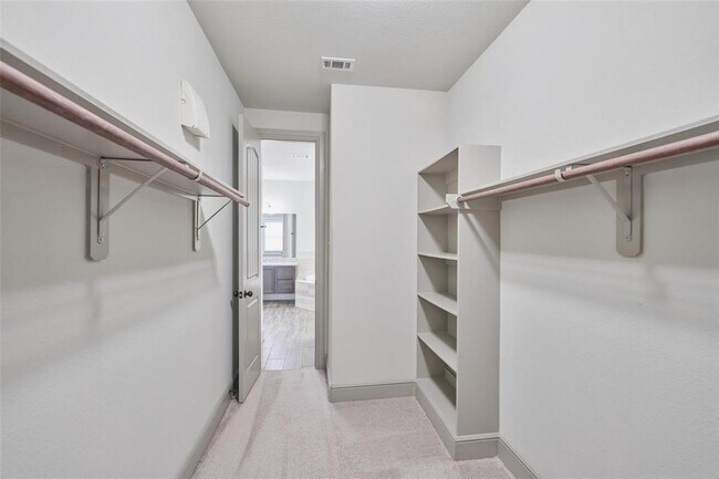 Building Photo - 22348 Misty Woods Ln