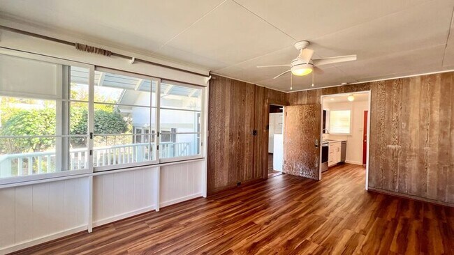 Building Photo - 156-B N Kalaheo Ave