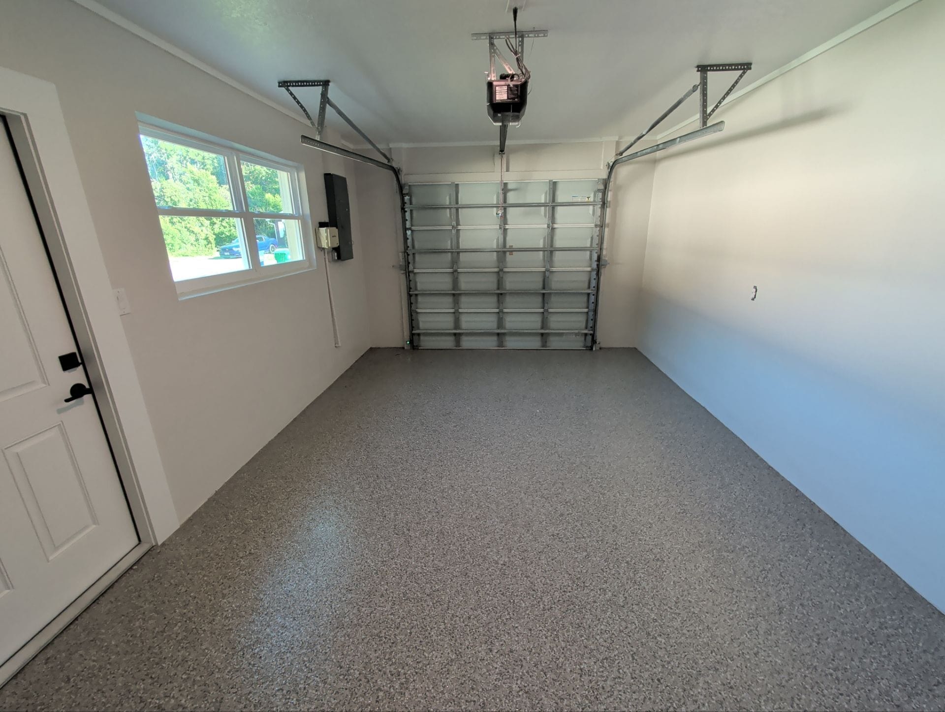Building Photo - 7 Chinaberry Cir