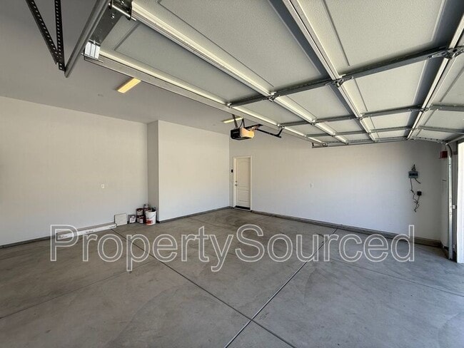 Building Photo - 1428 Nascimento St
