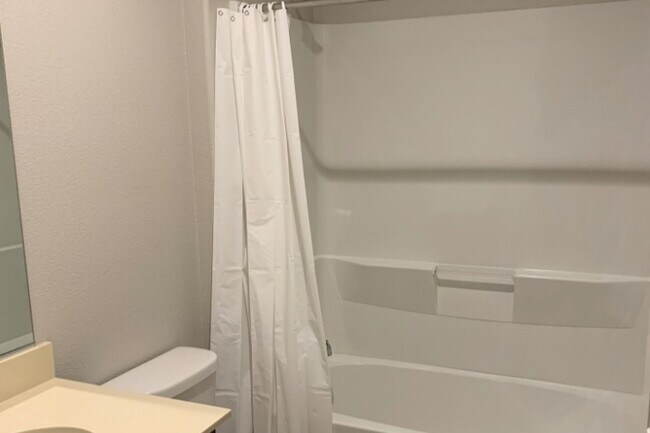 Building Photo - 6050 Dublin Blvd