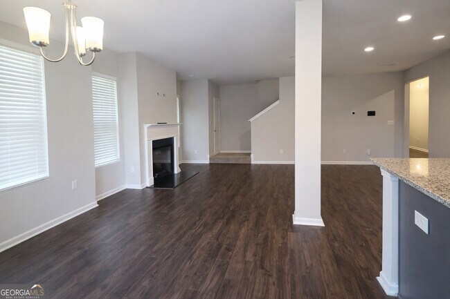 Building Photo - 1735 Labonte Pkwy