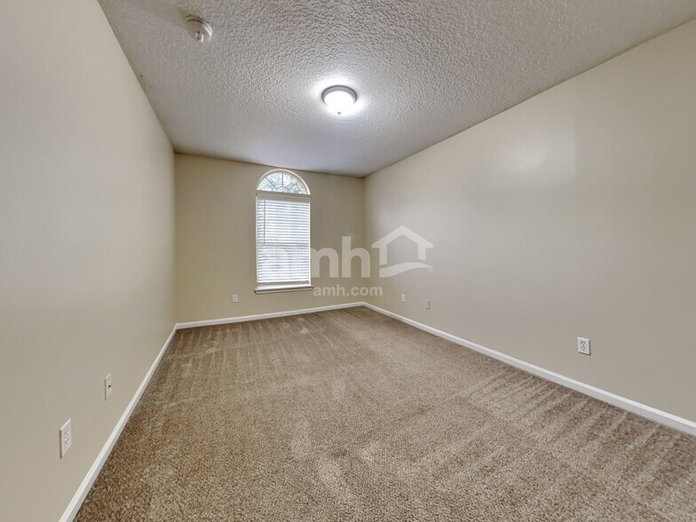 Building Photo - 96050 Waters Ct