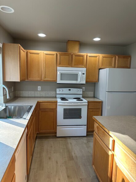 Building Photo - 16011 29th Avenue Ct E