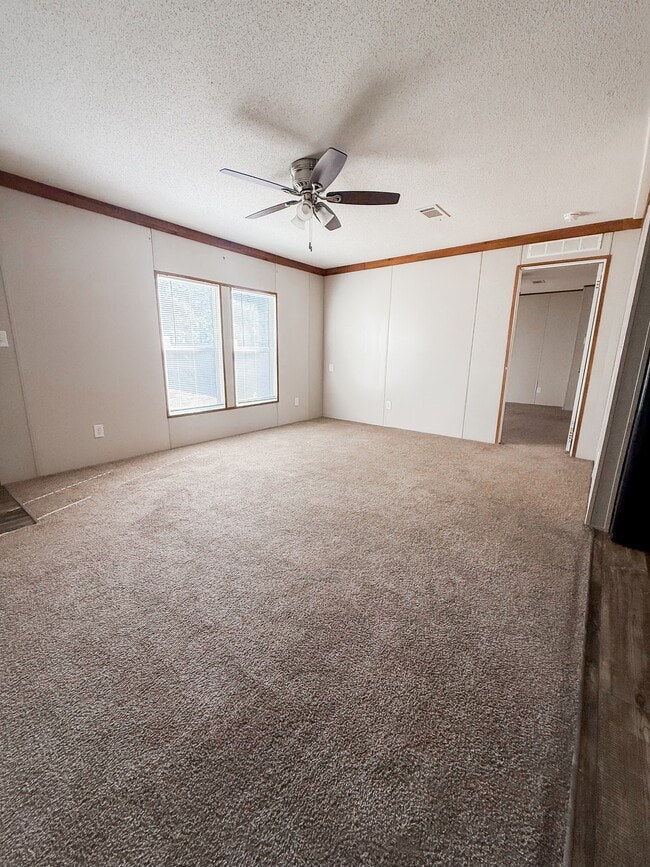 Building Photo - 1430 Shadeville Rd