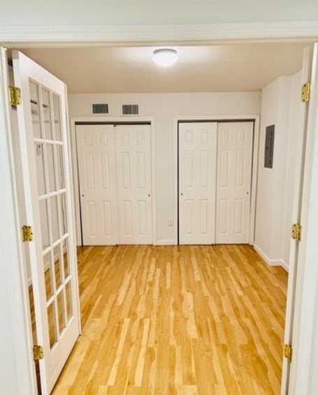 Building Photo - 48 Davis Ave