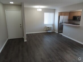 Building Photo - Renovated, upstairs one bedroom condo in M...